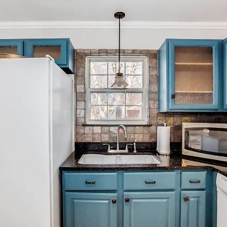 Wow! Spacious Retreat & Amazing Yard 2400+4Bd/3Bth 위치토 외부 사진